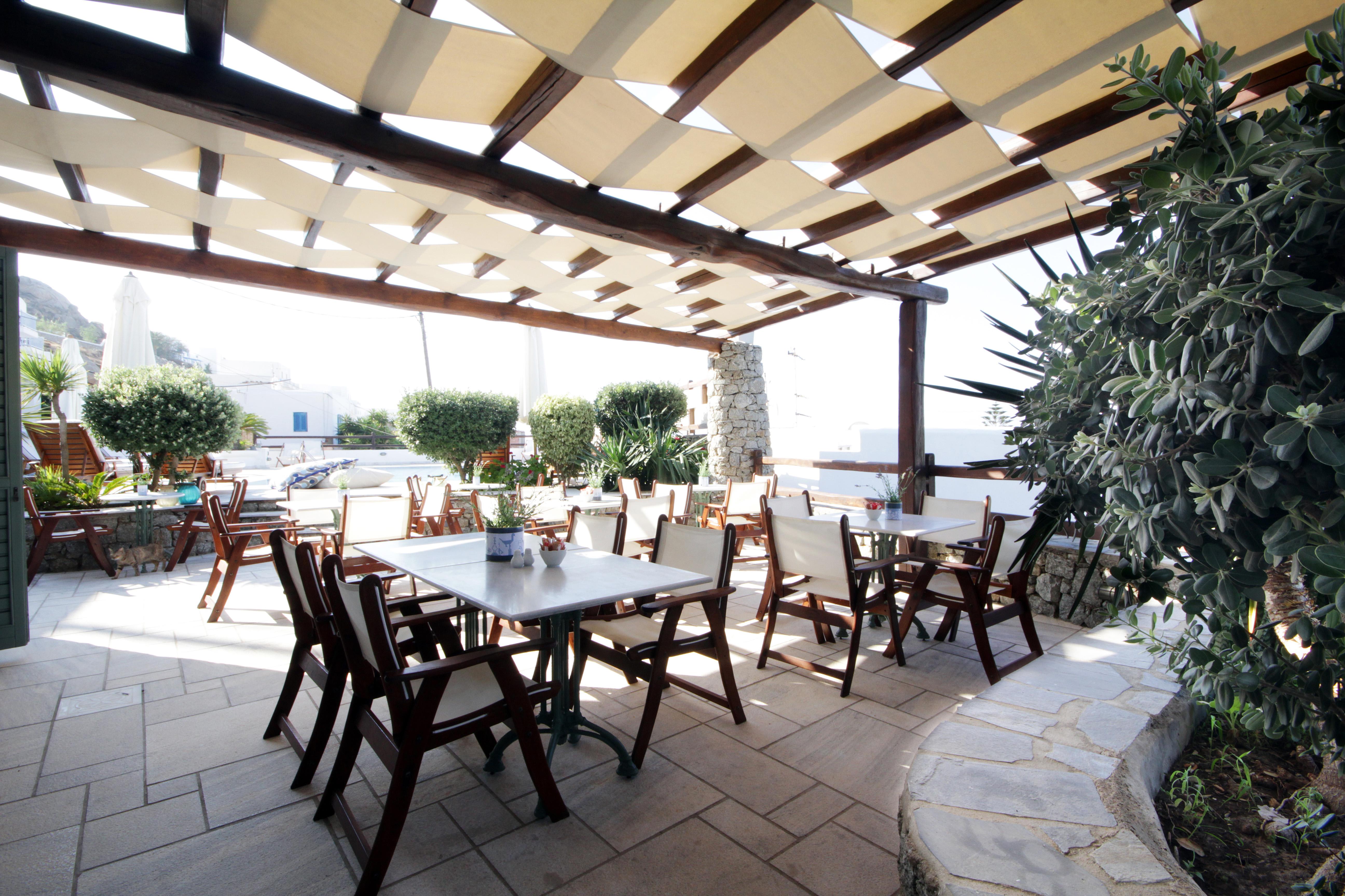 Pelican Bay Отель 4*