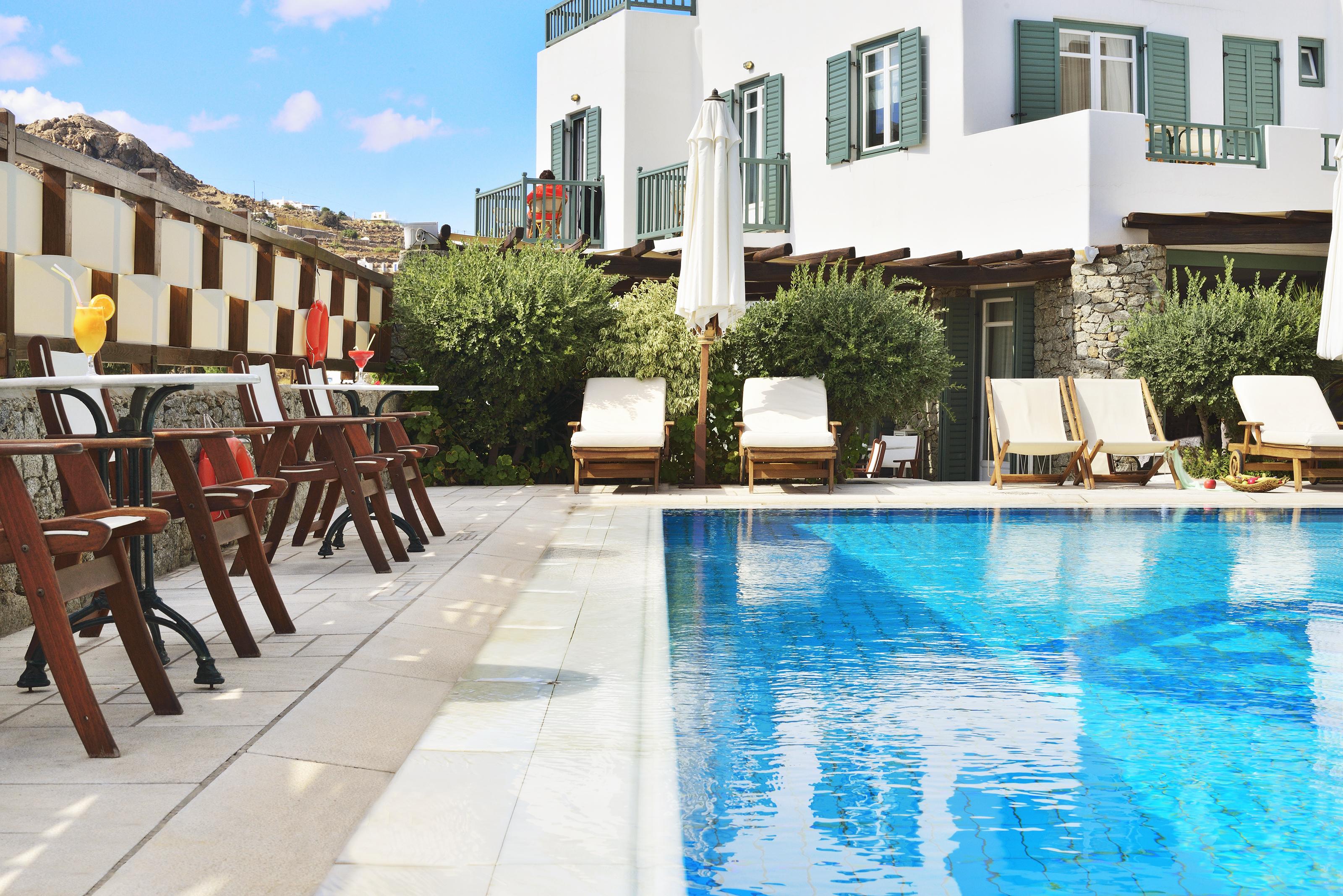 Pelican Bay Отель 4*