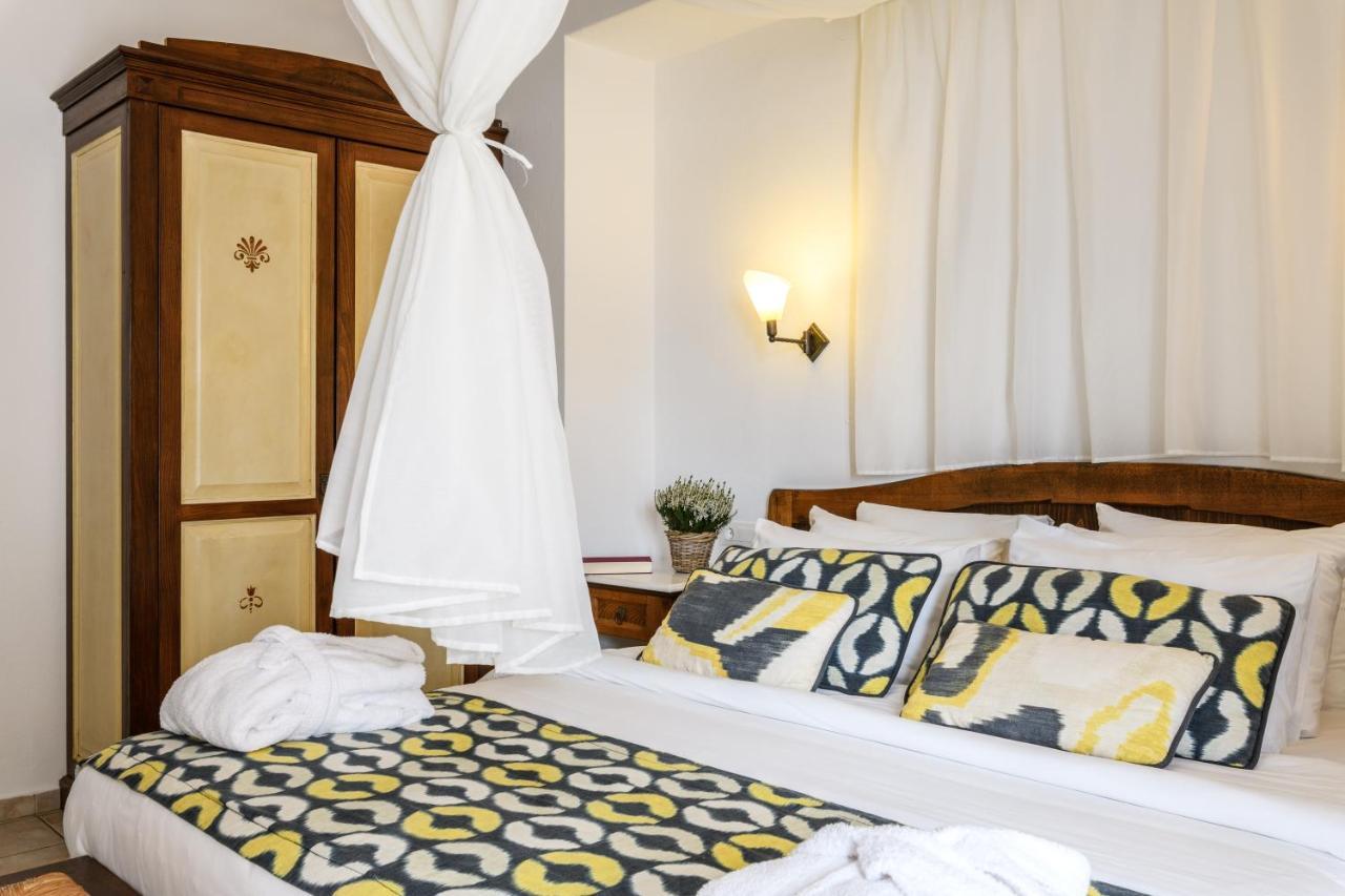 Pelican Bay 4*